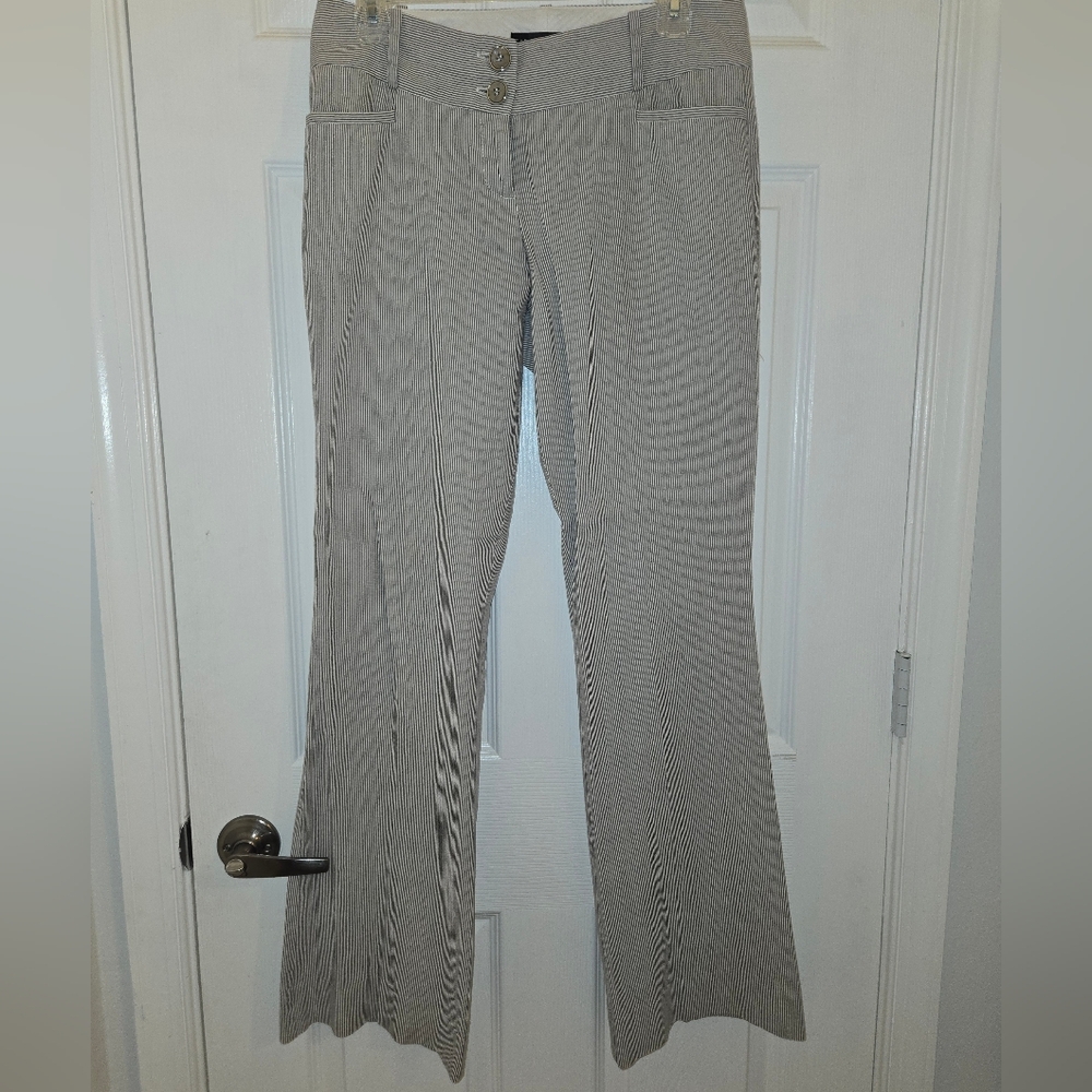 The Limited Gray Striped Pants, 4R